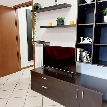 Apartment Monolocale-7 Minuti Da Bergamo, 10 Minuti Milan Bergamo Airport
