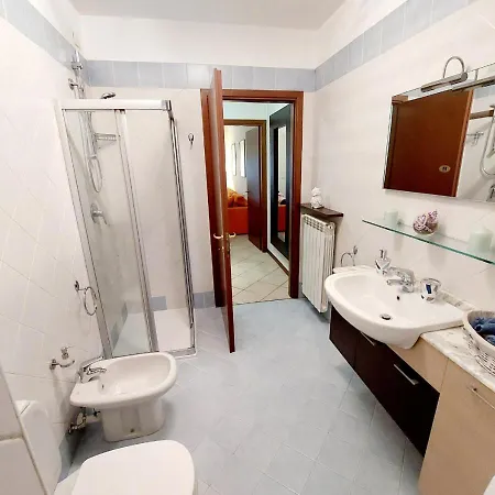 Monolocale-7 Minuti Da Bergamo, 10 Minuti Milan Bergamo Airport Apartment